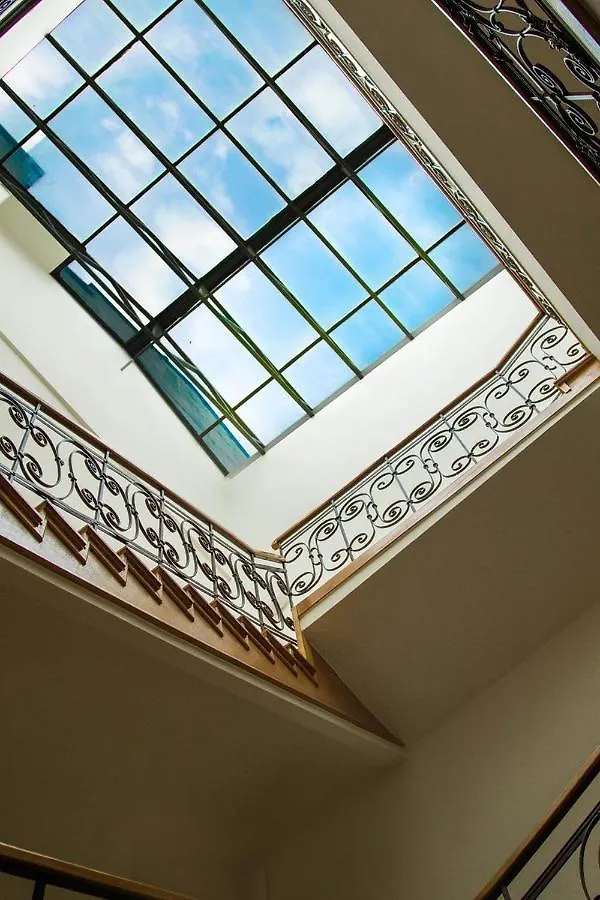 Main Square Studio With Terrace & Air Condition Krakow Apartment