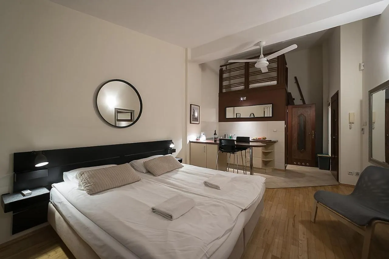 Main Square Studio With Terrace & Air Condition Krakow
